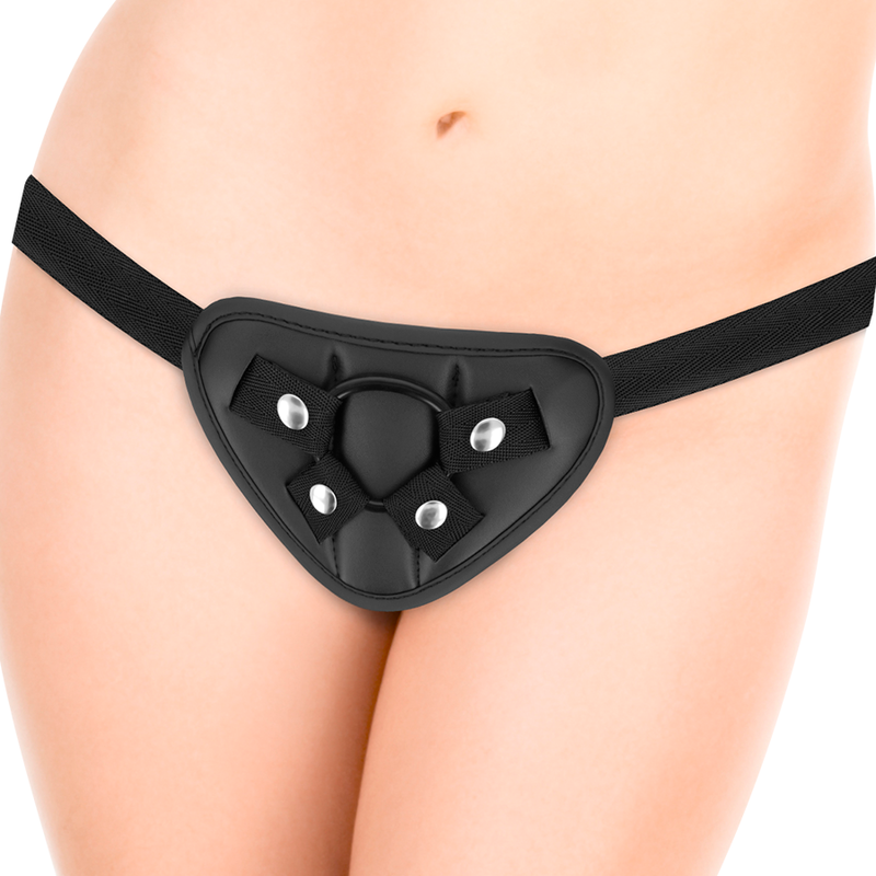 Gode Ceinture Oliver Réaliste Silicone 19 cm avec 3 Anneaux - Cyber Silicock