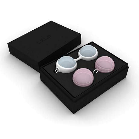 Coffret noir des boules de geisha Luna Beads Mini de Lelo ouvert